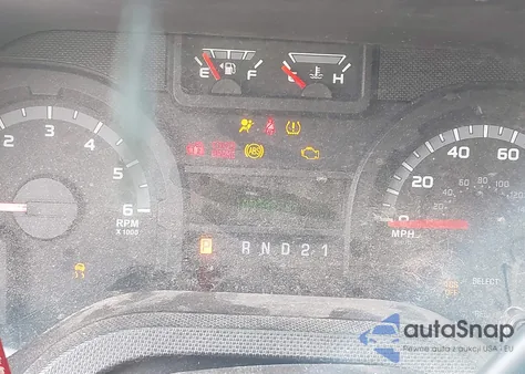 2011 Ford E-350 Super Duty Xlt z USA, uszkodzony, nr VIN 1FBSS3BL3BDA28502